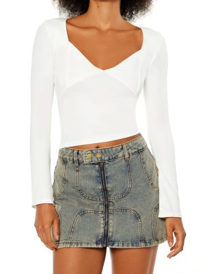 Seamless Knit  V-Neck Crop Top