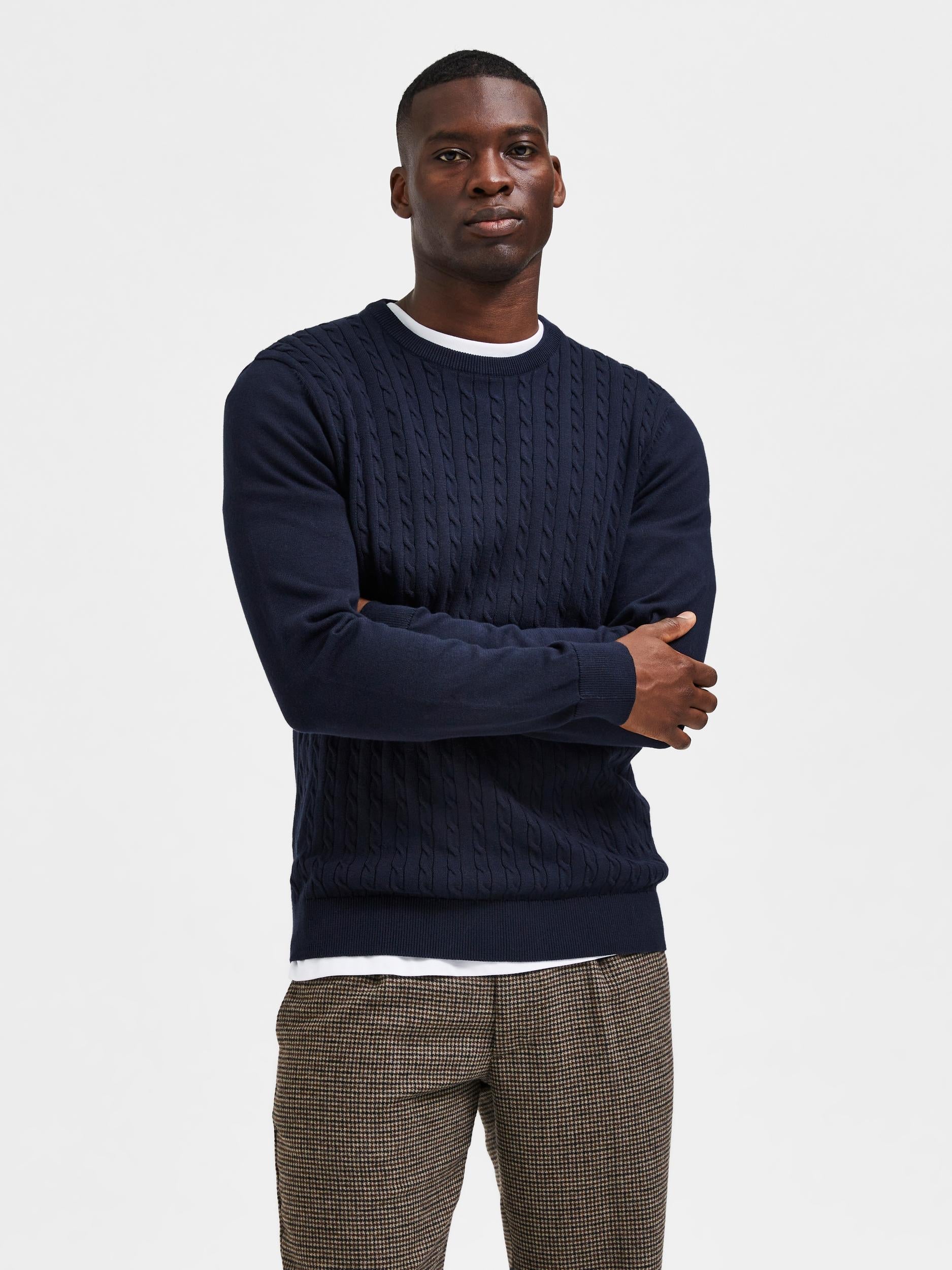 Aiko Knit Cable Crew - Image 3